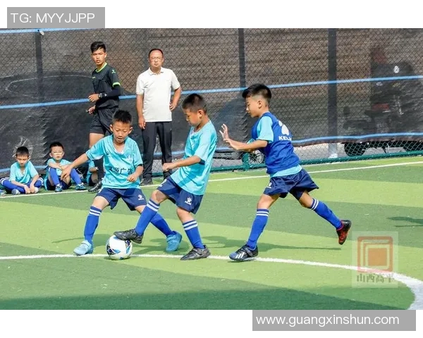 足球魅力无穷为何让我沉迷于这项运动的激情与团队精神